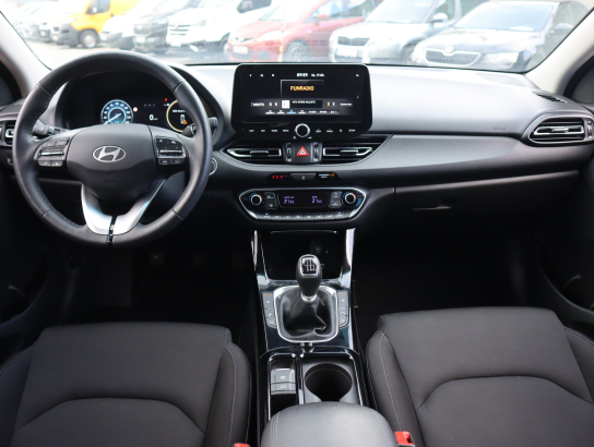 Hyundai i30 Fastback 1.5 T-GDI MHEV 48V