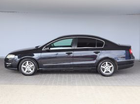Volkswagen Passat - 2008