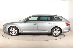 Škoda Superb - 2015