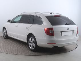 Škoda Superb - 2010