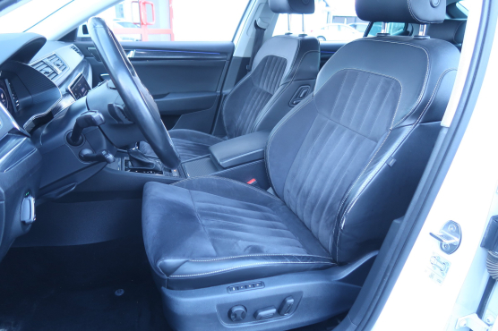 Škoda Superb iV 1.4 TSI PHEV