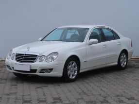 Mercedes-Benz E - 2008