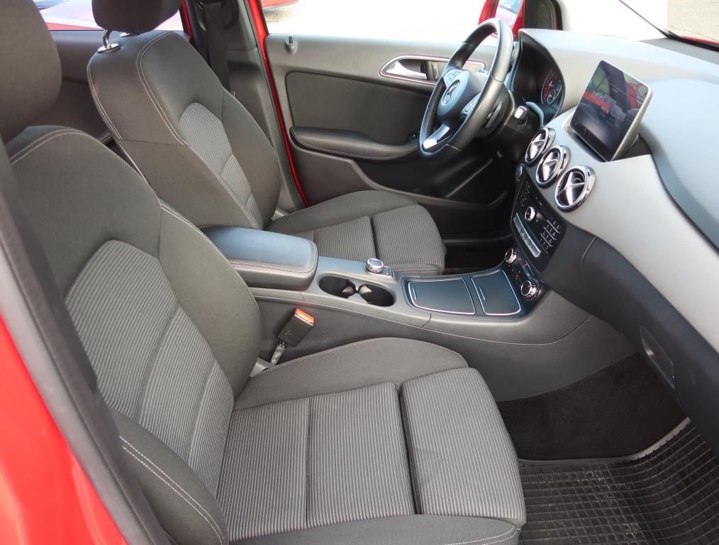 Mercedes-Benz B