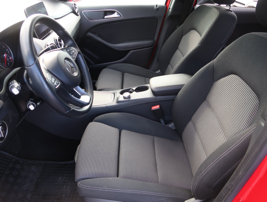 Mercedes-Benz B