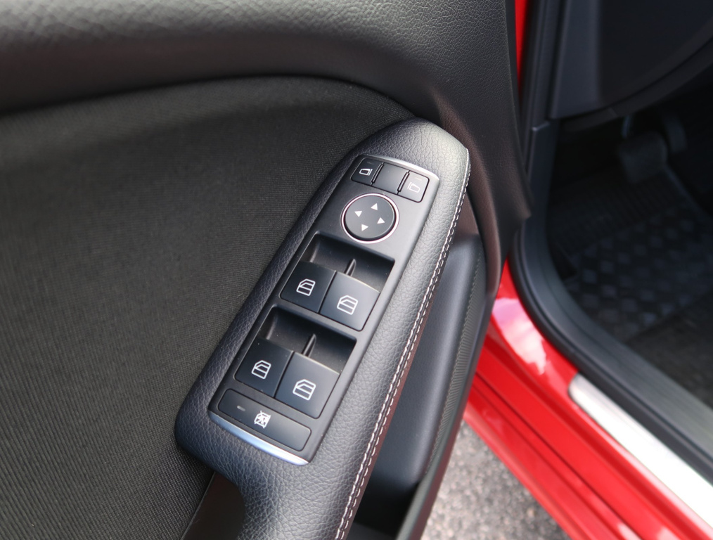 Mercedes-Benz B