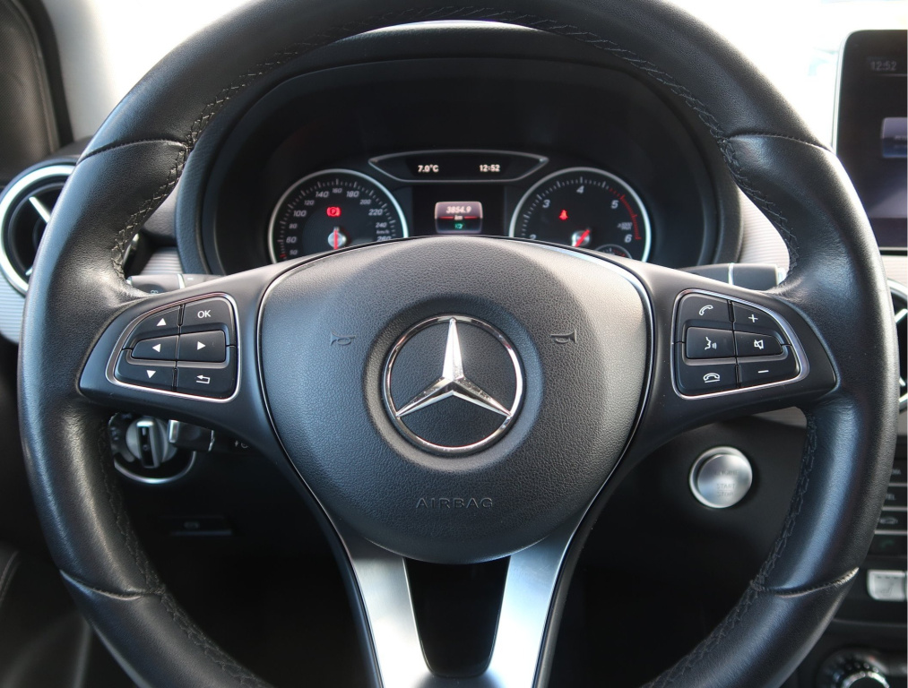 Mercedes-Benz B