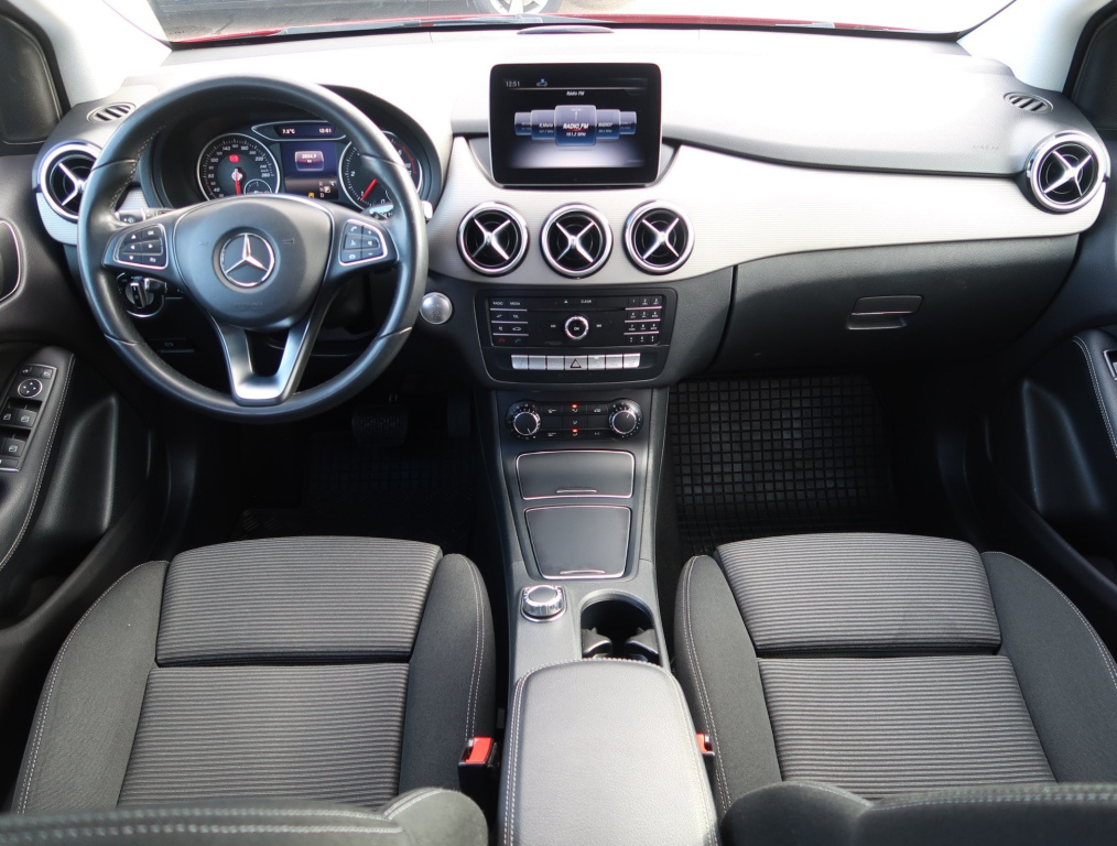 Mercedes-Benz B