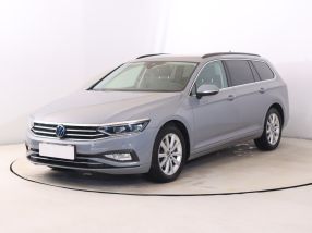 Volkswagen Passat - 2024