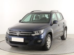 Volkswagen Tiguan - 2012