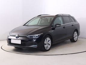 Volkswagen Golf - 2022