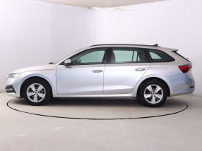 Škoda Octavia - 2021