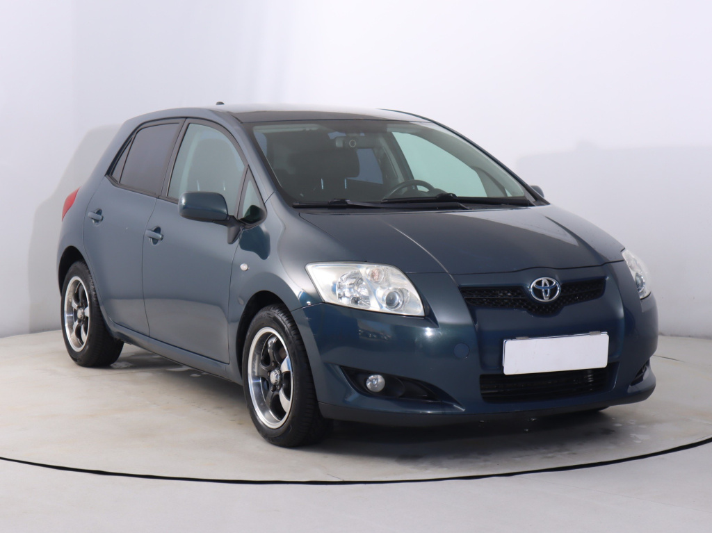 Toyota Auris, 2008
