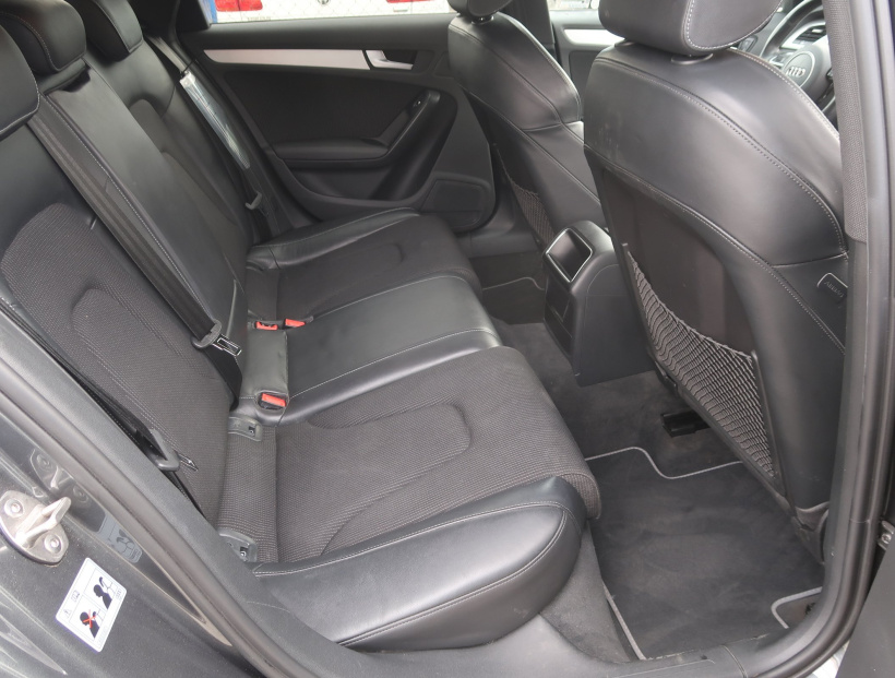 Audi A4, 2015
