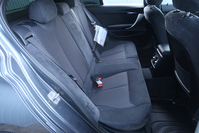 BMW 1, 2015