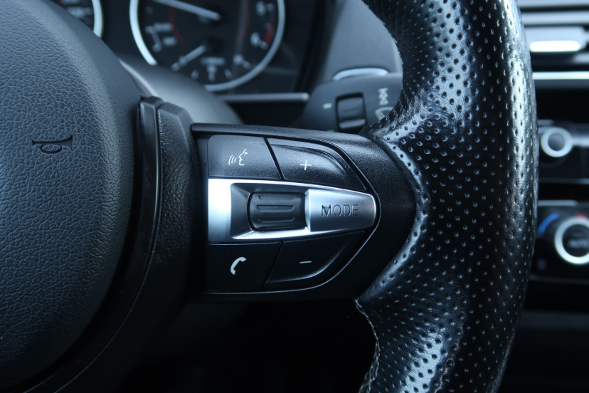 BMW 1, 2015