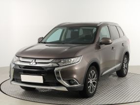 Mitsubishi Outlander - 2017