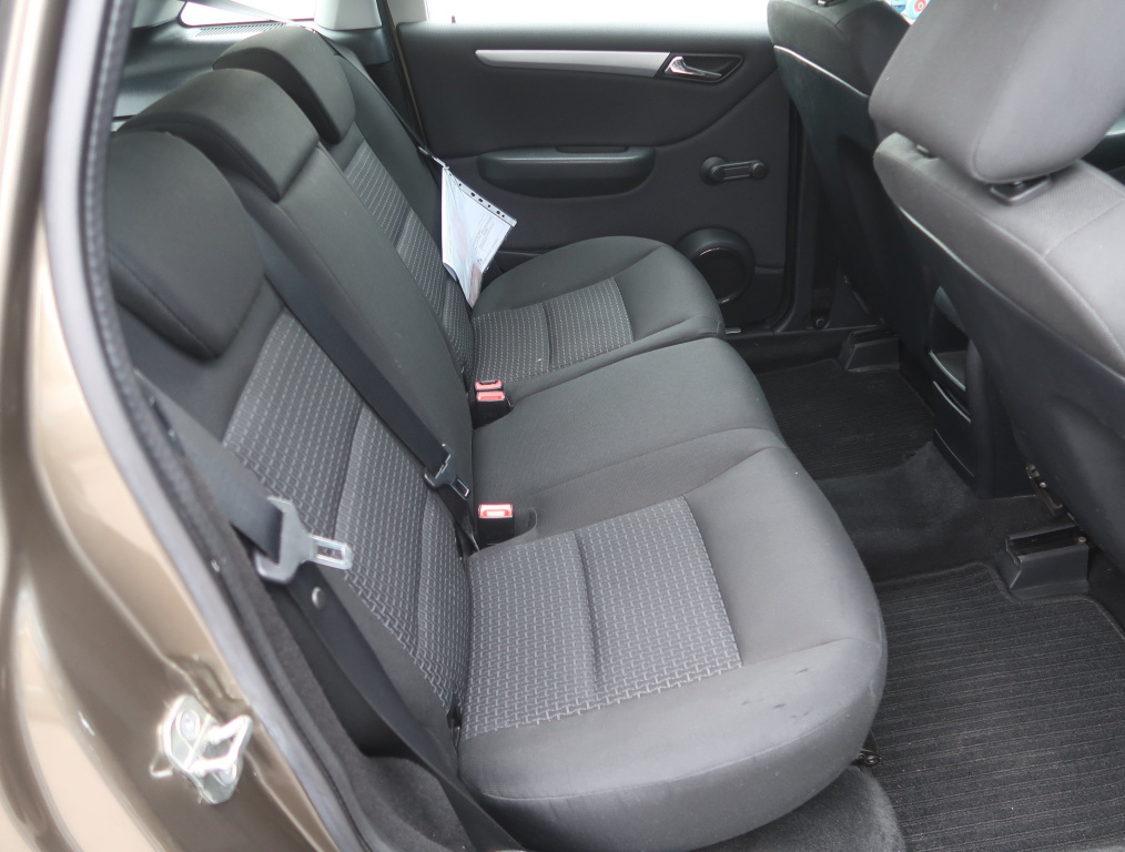 Mercedes-Benz B