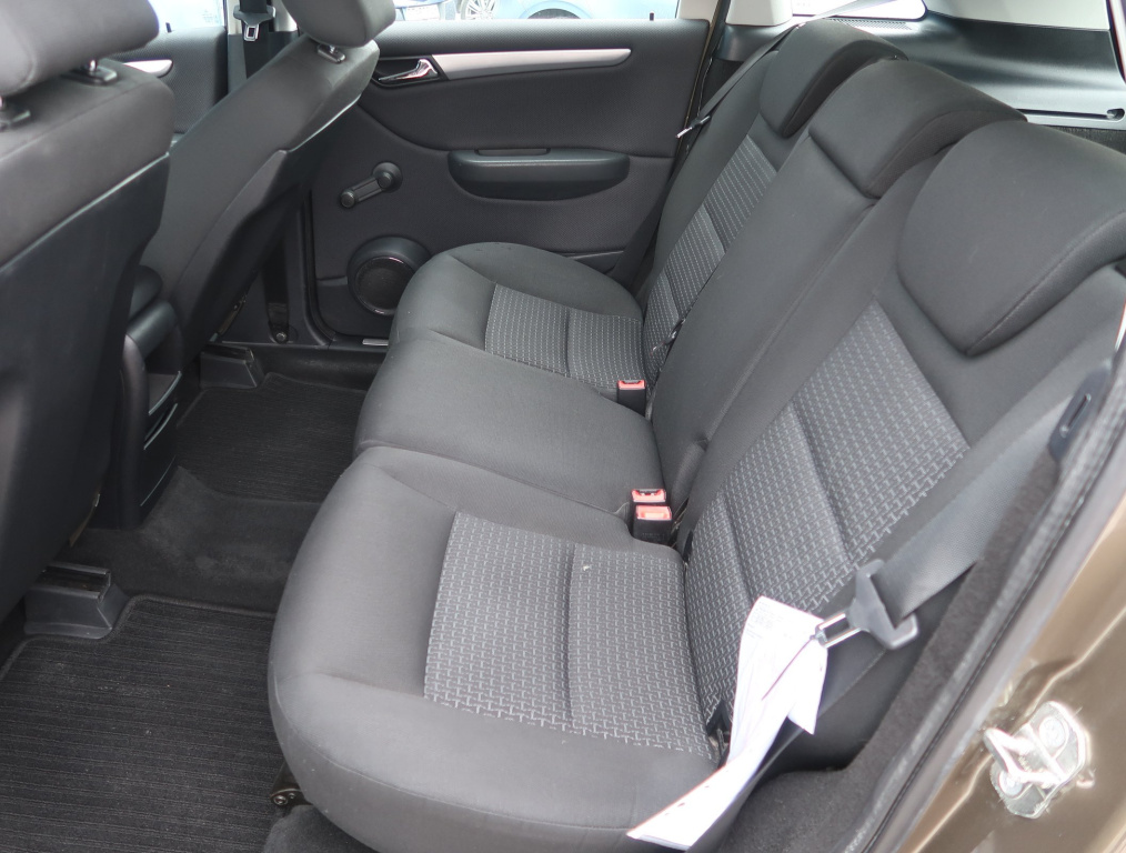 Mercedes-Benz B