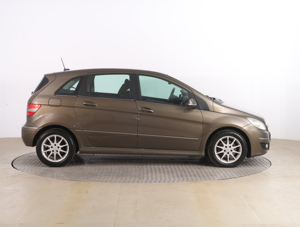Mercedes-Benz B