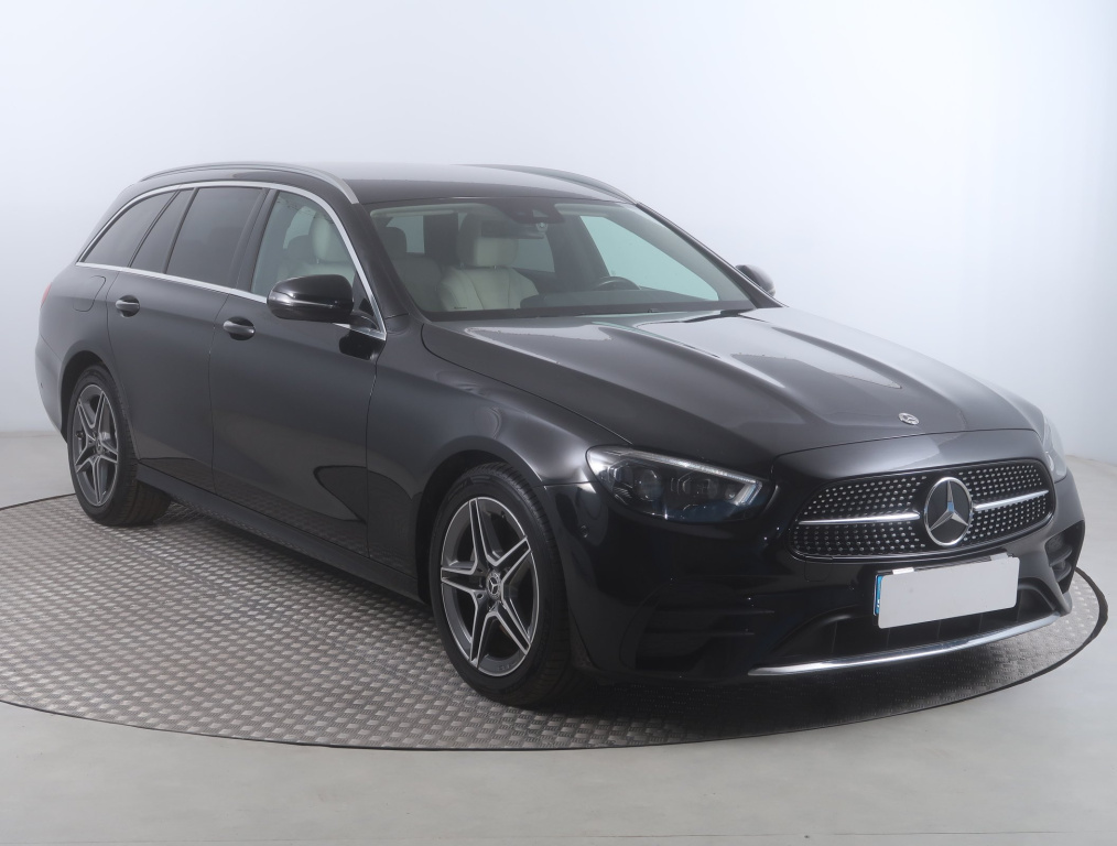 Mercedes-Benz E