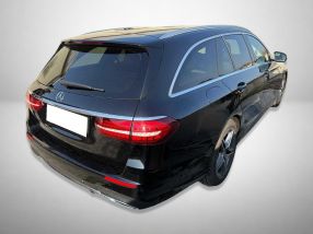 Mercedes-Benz E - 2021