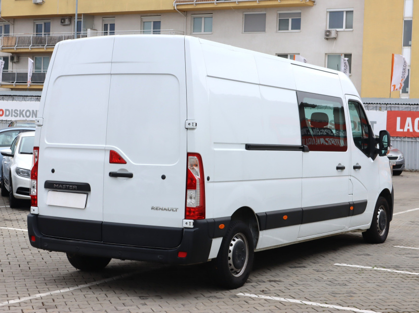 Renault Master, 2022