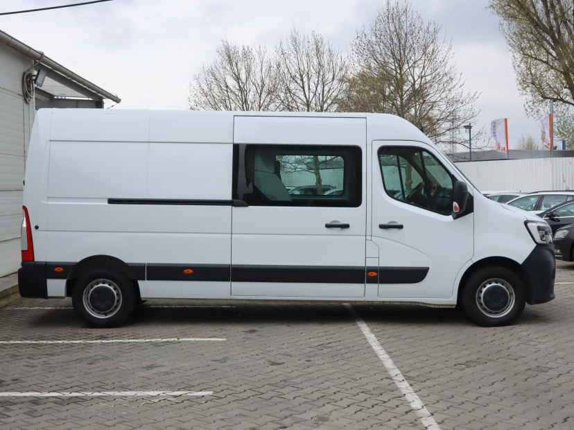 Renault Master, 2022