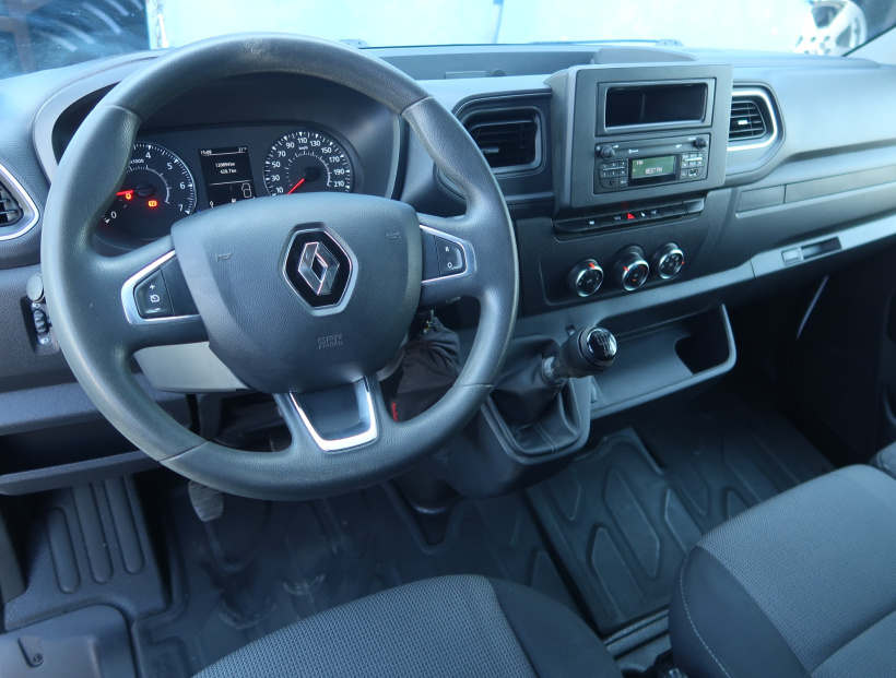 Renault Master, 2022