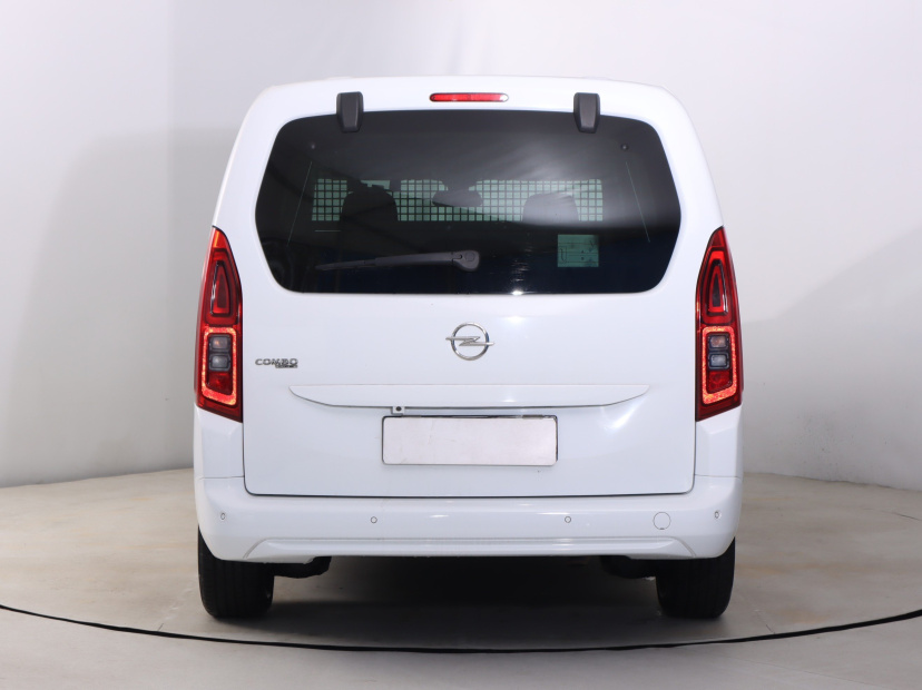Opel Combo, 2021