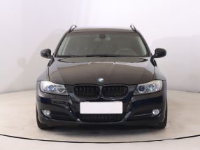 BMW 3 - 2010
