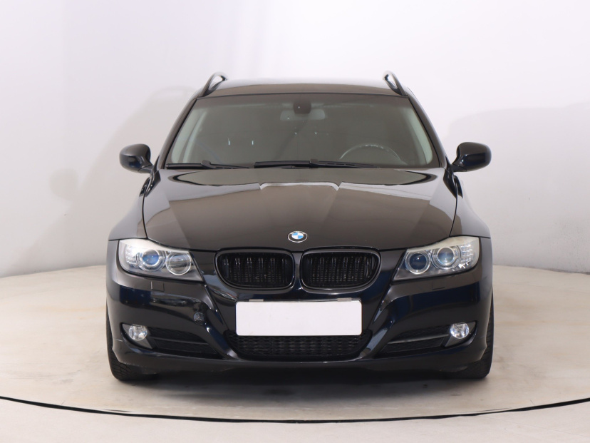 BMW 3, 2010