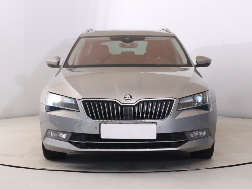 Škoda Superb, 2017