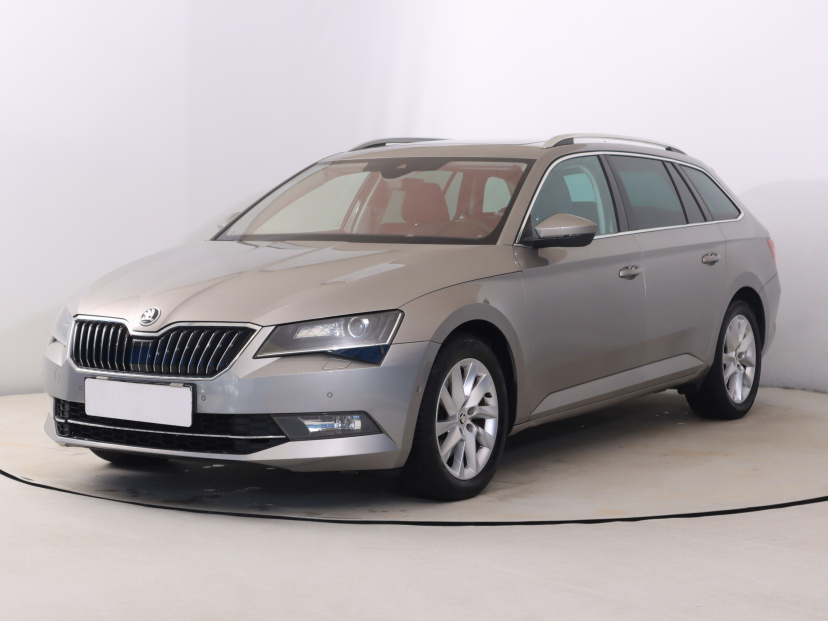 Škoda Superb, 2017