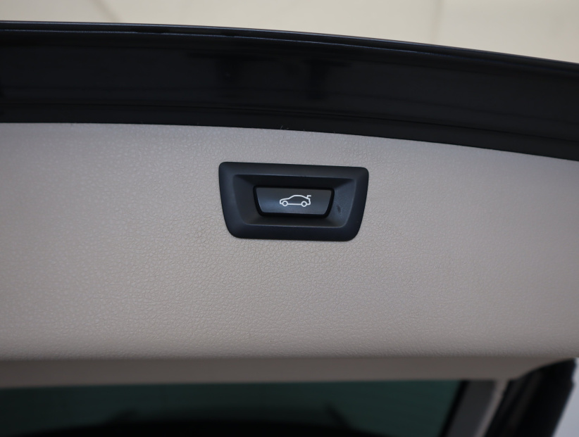 BMW 3, 2015