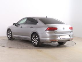 Volkswagen Passat - 2018