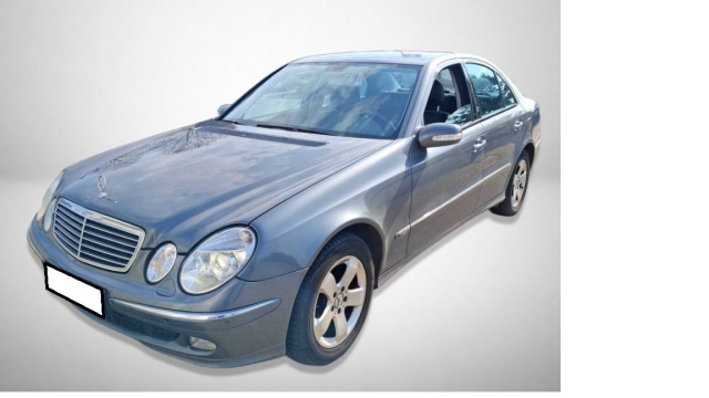 Mercedes-Benz E 2006