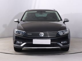 Volkswagen Passat - 2016