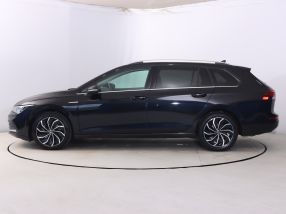 Volkswagen Golf - 2022