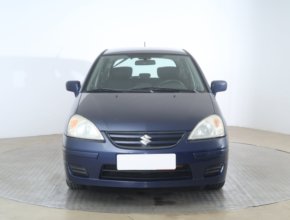 Suzuki Liana