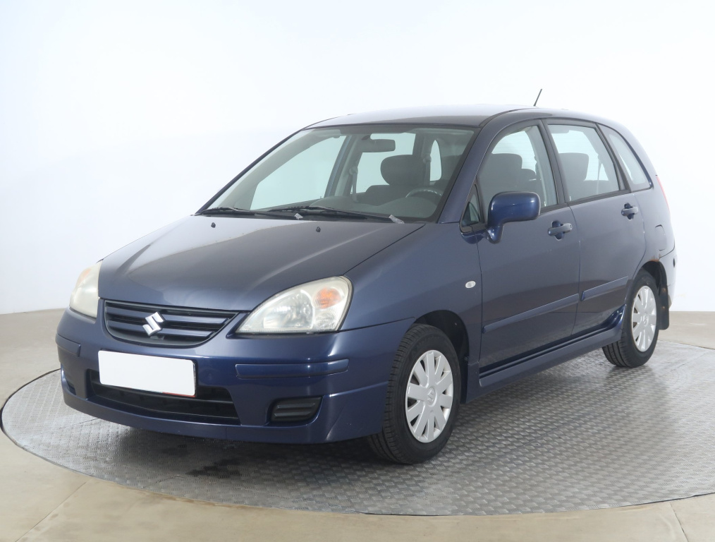 Suzuki Liana