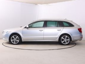 Skoda Superb - 2010