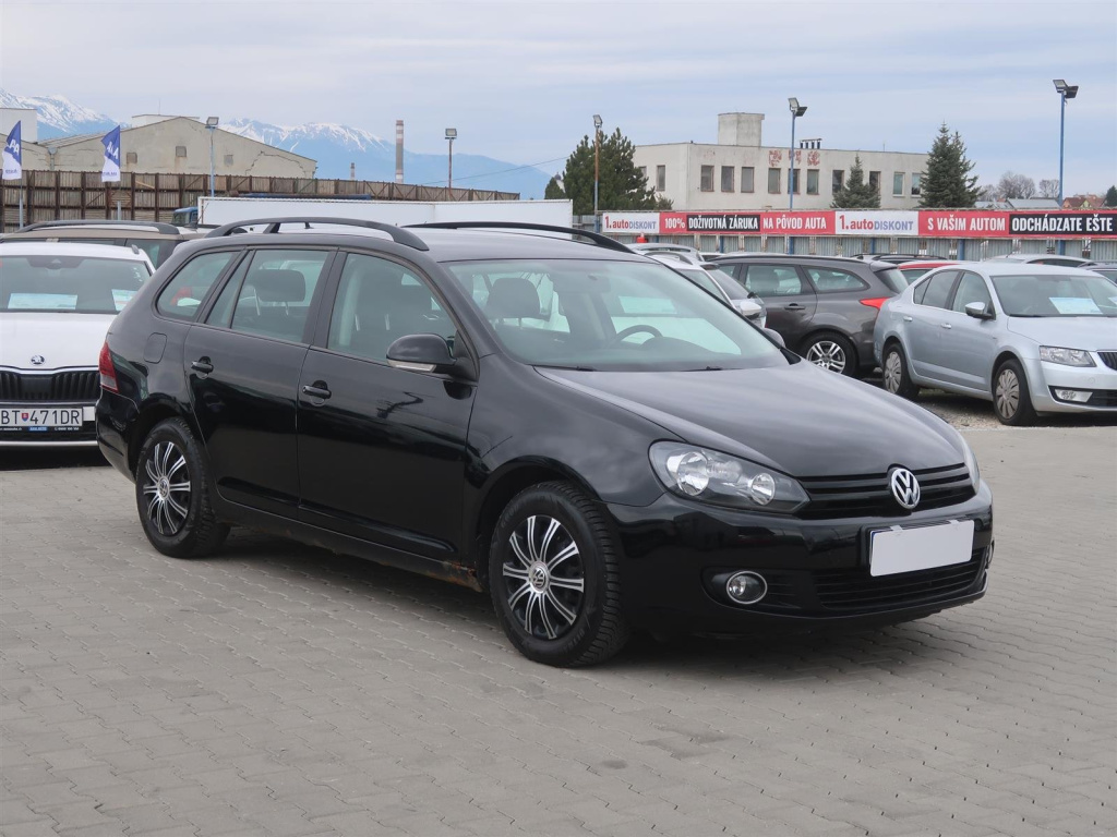 Volkswagen Golf, 2010