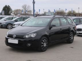 Volkswagen Golf - 2010