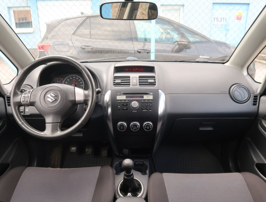 Suzuki SX4