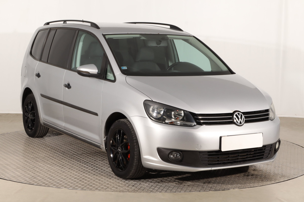 Volkswagen Touran, 2012
