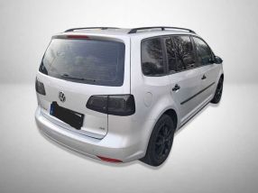 Volkswagen Touran - 2012