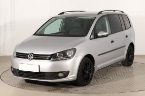Volkswagen Touran - 2012