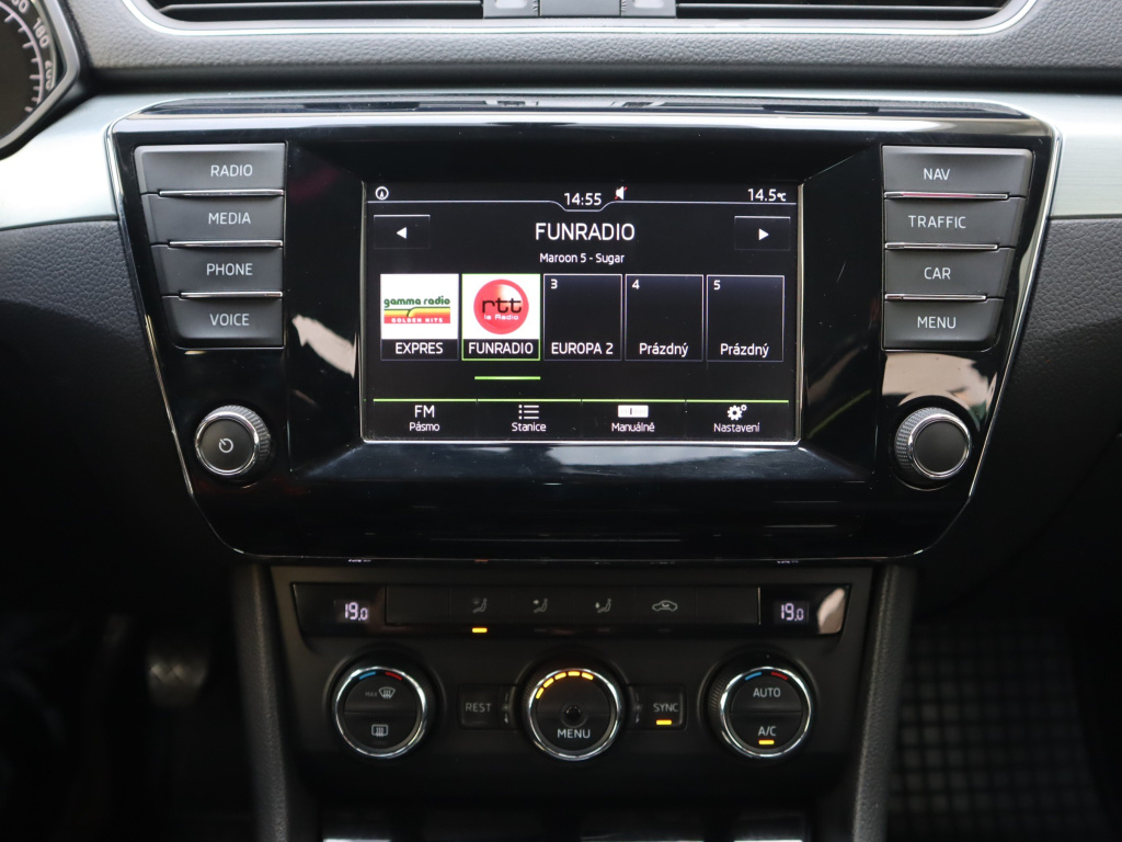 Škoda Superb
