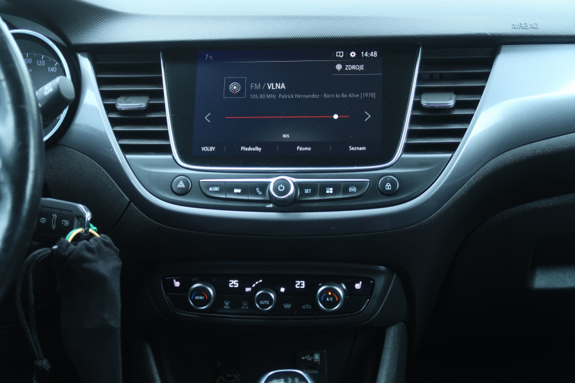 Opel Crossland, 2017