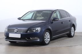 Volkswagen Passat - 2012
